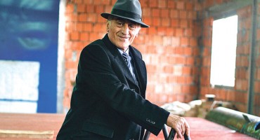 Nevjerojatna priča: Gazda poklanja stanove djelatnicima! 