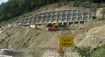 Prvih 80 kilometara autoceste gotovo tek 2014. godine