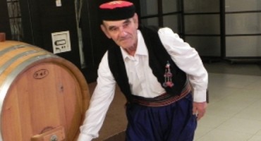 Kušanjem mladog vina završavaju „Dani Matice hrvatske u Brotnju“