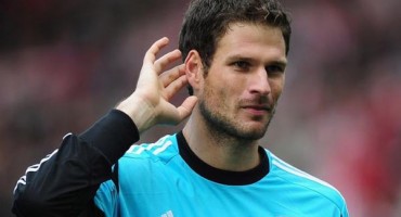 Pogledajte fenomenalan pogodak bh. golmana Asmira Begovića