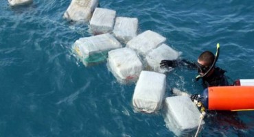 Šetao po plaži i 'naletio' na 80 kilograma kokaina!