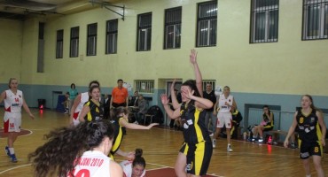 Prva seniorska pobjeda mlade ekipe ŽKK Zrinjski 2010