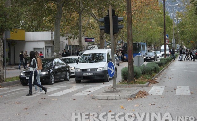 Mostar, jesen, lišće, Mostar, izbori