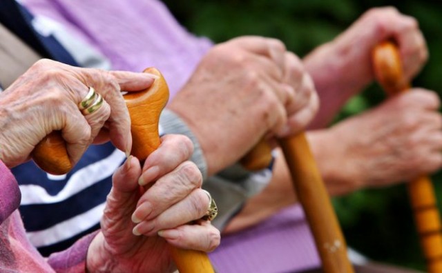 Prevareni umirovljenici traže svoj novac