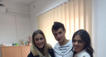 Božićna humanitarna akcija 'Jedan slatkiš, jedno dijete'