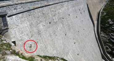 Neobični  ''akrobatski spektakl' u Italiji