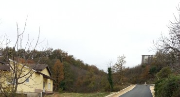 ljuti dolac, Zlatni dol, asfalt, voda