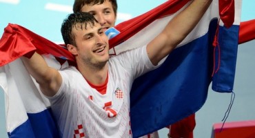 Ozljeda Domagoja Duvnjaka bi mogla iziskivati čak devet mjeseci pauze