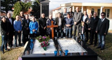 Predsjednik Dinama Mirko Barišić u Čitluku odao počast Primorcu i Barišiću