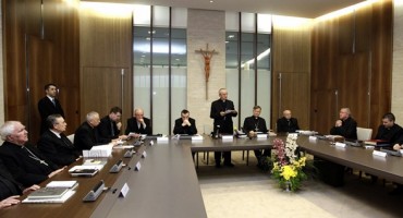 HBK: Premijer neprimjereno prozvao Katoličku crkvu