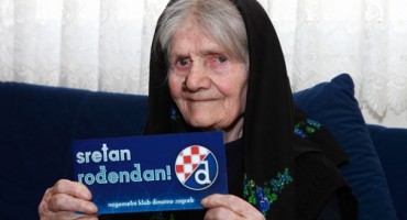 Bad Blue Baka: U 103. godini najstarija navijačica Dinama