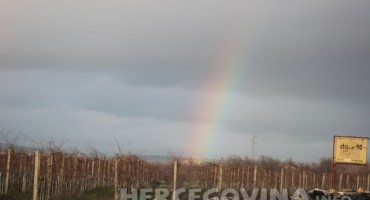 Nakon kiše danas se iznad Čitluka pojavila duga