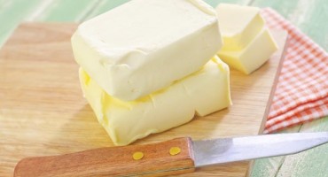 upotreba u kućanstvu, maslac u kućanstvu, organski maslac , kako napraviti, domaći maslac , recept, maslac ili margarin,  hranjivi maslac , domaći maslac , domaći maslac , maslac u kućanstvu, organski maslac 