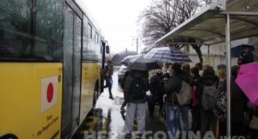 SRAMOTA: Mostar: Grad smeća i nebrige za djecu