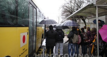 Mostar: Osnovci od ponedjeljka konačno imaju osiguran prijevoz