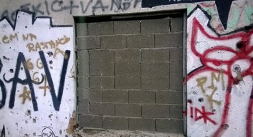 Staklena banka, Gradska uprava Mostara