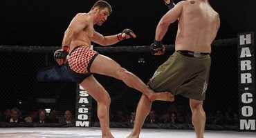  STIPE MIOČIĆ obranio  pojas prvaka teške kategorije u UFC-u!