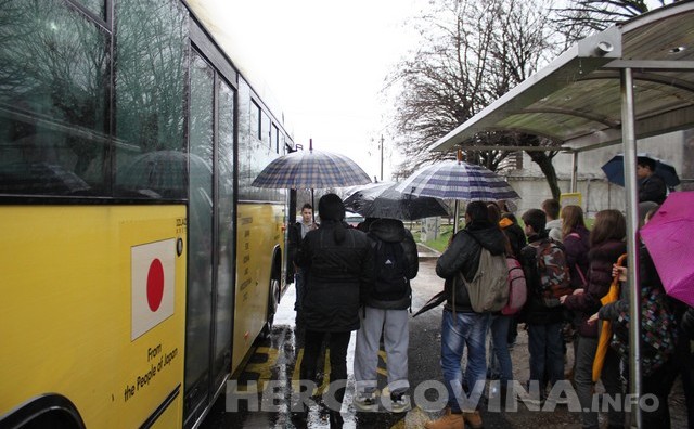 Mostar: Osnovci od ponedjeljka konačno imaju osiguran prijevoz