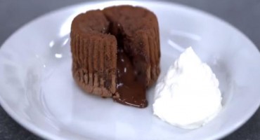 Čokoladni lava kolačići: Najlakši recept od samo 3 sastojka - 08.02.2014