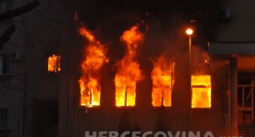 Najavljuju se prosvjedi ispred HDZ-a, ne isključuje se mogućnost nereda i paljevine 