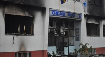 Gradska uprava počinje raditi u alternativnim prostorijama