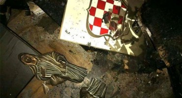 Fotografija koja puno toga otkriva: Ovo hrvatski prosvjednici sigurno ne bi učinili