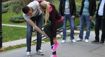 Tina Katanić skinula se gola u novom spotu grupe Pandora