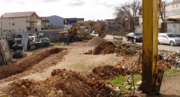  Napokon započeli radovi na kružnom toku Tromeđa 