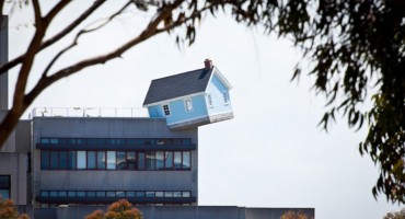 neobična kuća, Zgrada sveučilišta, u San Diegu, Do Ho Sua, djelo južnokorejskog umjetnika