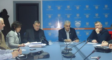 Mostar: Zbog smeća na ulicama prijeti velika opasnost od izbijanja zaraza