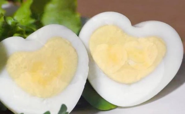 Dvije metode kojima ćete najbrže oguliti kuhano jaje
