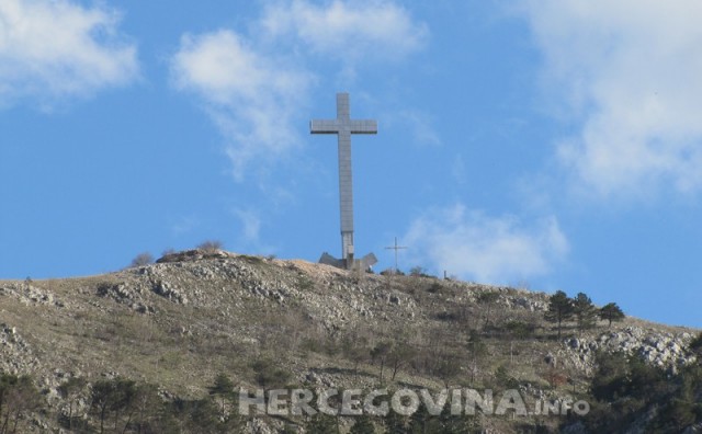 Hum, križ na brdu Hum, Mostar