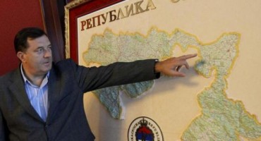 prosvjedi, prosvjedna šetnja, Banja luka, pripadnici Vojske RS, Pantelija Ćurguz