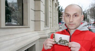 SIN GENERALA ŠANTIĆA HRVATSKIM POLITIČARIMA 'Ne znate što je 27 godina uzaludnog traganja, vi znate samo za moć i novac...'