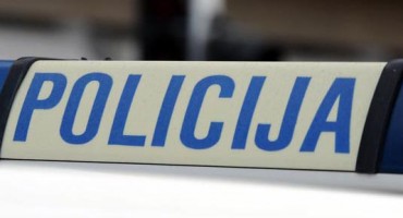 OSTAO BEZ GOLFA Vozaču iz BiH policija zaplijenila vozilo zbog duga kojeg je nabio neplaćanjem kazni