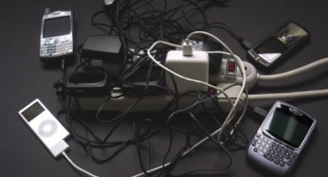 Punite mobitel tijekom noći? Evo zašto to ne biste trebali raditi