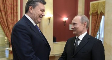 Vladimir Putin, Putin, Viktor Janukovič