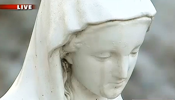 Proplakao još jedan kip Djevice Marije