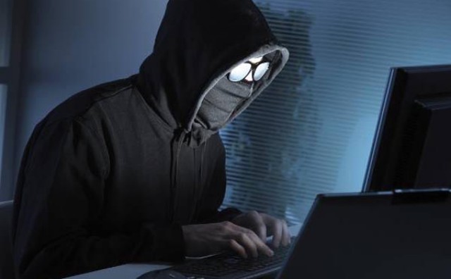 Hakirao računala i špijunirao ljude tijekom seksa