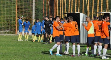 Prekinuta utakmica Turbina-Gošk u Jablanici: Domaći nogometaši napali suca