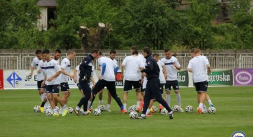 Reprezentacija BiH odradila trening, priključili se Hajrović, Sušić i Vršajević