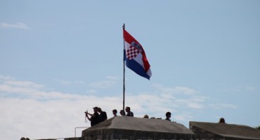 Matija Šerić: Sveti region