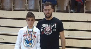 Ivor Krešić: Plemić u šampionskoj majici na pobjedničkom postolju 