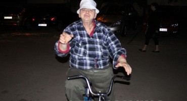 Mostarske legende: Laura će danas dobiti novo biciklo