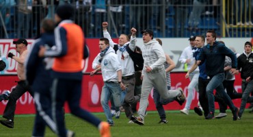 Navijači Zenita prekinuli utakmicu