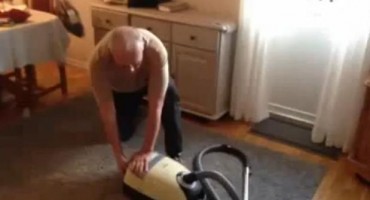 Pogledajte kako Mujo iz Norveške pali usisavač