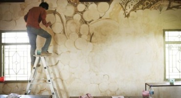 Dovoljno mu je malo zemlje i vode: Ono što ovaj umjetnik stvara od blata oduzet će vam dah!