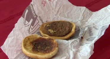 Zbog ovoga McDonald'sovi hamburgeri ne trunu