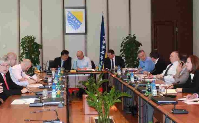 Vijeće ministara BiH nastavlja aktivnosti za pomoć ugroženim područjima