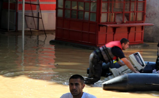 Džambo heroj iz Obrenovca priveden zbog prevare, lagao da je u poplavama izgubio ženu i sina
